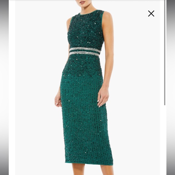 Mac Duggal Dresses & Skirts - Sequin Sleeveless Sheath Midi Cocktail Dress